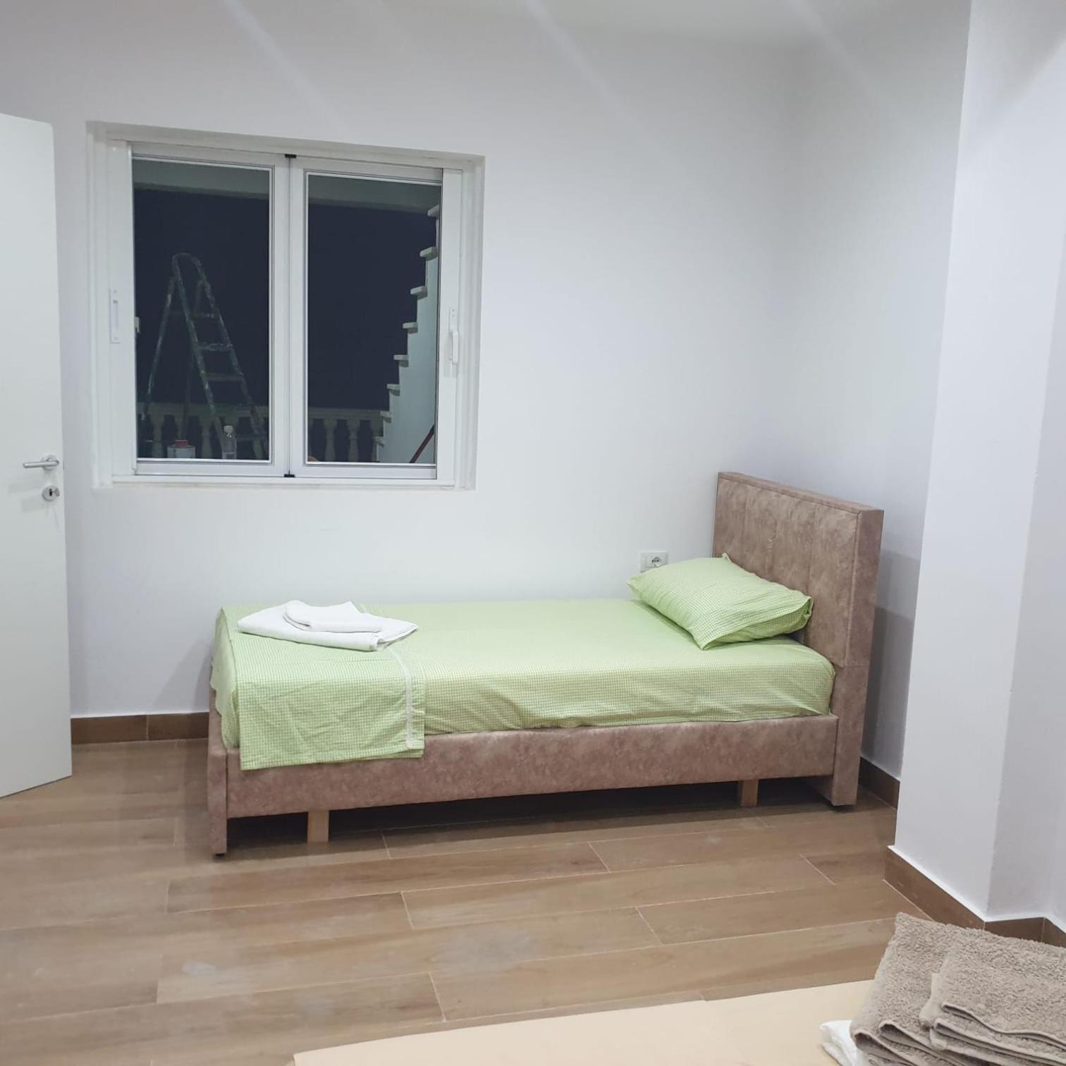 Appartement By George Dhërmi